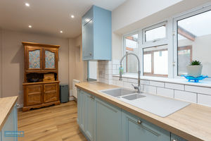 Kitchen- click for photo gallery